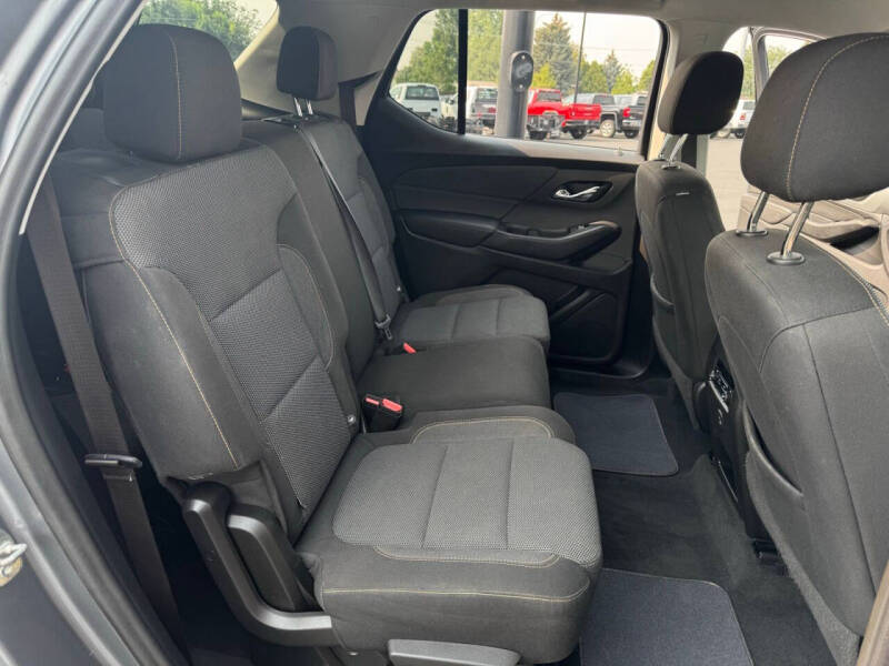 2021 Chevrolet Traverse LS