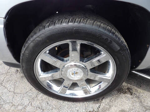 2011 Cadillac Escalade Luxury