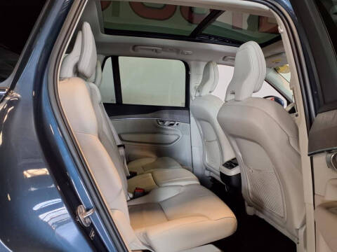 2023 Volvo XC90 B6 Plus Bright Theme 7P