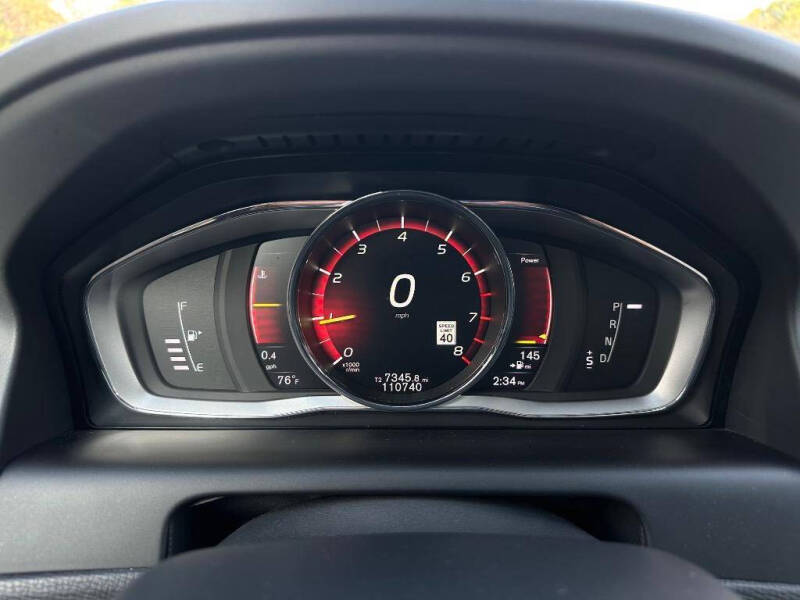 2017 Volvo XC60 T5 Dynamic