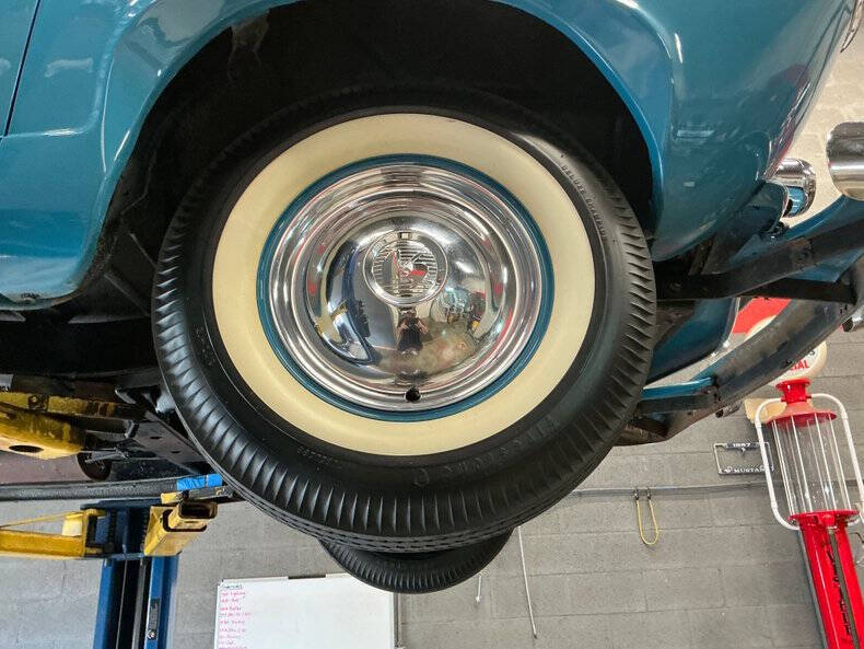 1951 Kaiser Henry-J Coupe