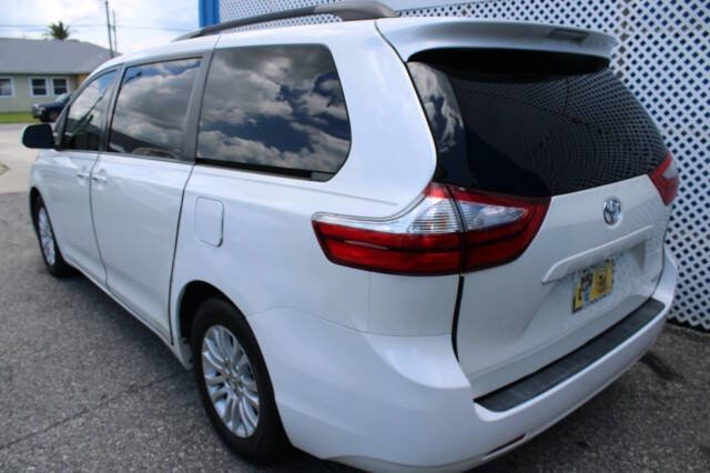 2015 Toyota Sienna