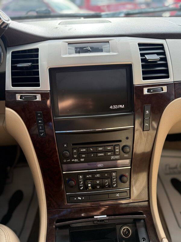 2011 Cadillac Escalade EXT Premium