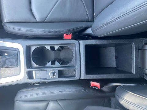 2024 Audi Q3 quattro S line Premium 45 TFSI