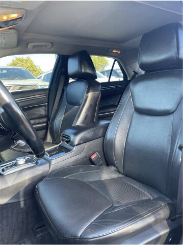 2018 Chrysler 300 Limited
