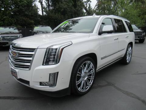 2018 Cadillac Escalade for sale at LULAY'S CAR CONNECTION in Salem OR