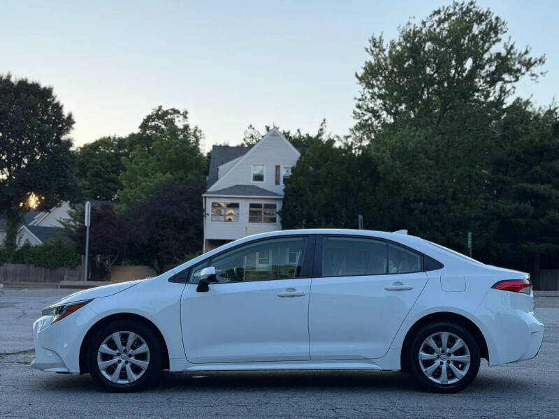 2022 Toyota Corolla LE