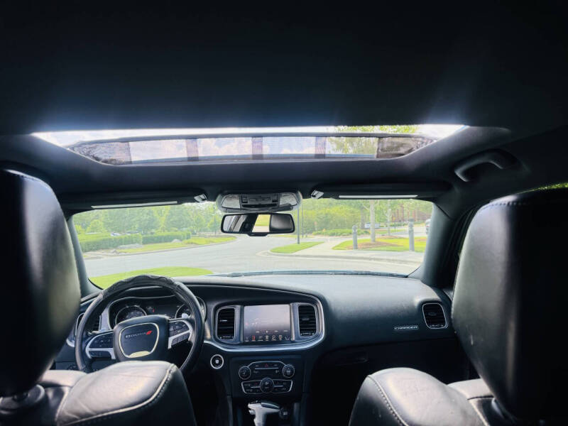 2015 Dodge Charger SXT