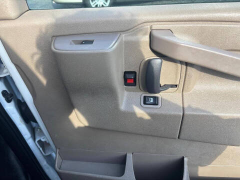 2021 Chevrolet Express 2500