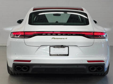 2023 Porsche Panamera 4 E-Hybrid Platinum Edition