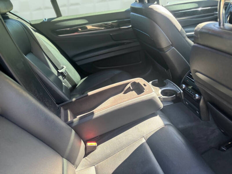 2014 BMW 7 Series 740i