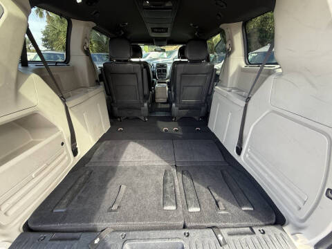 2015 Dodge Grand Caravan SXT Plus