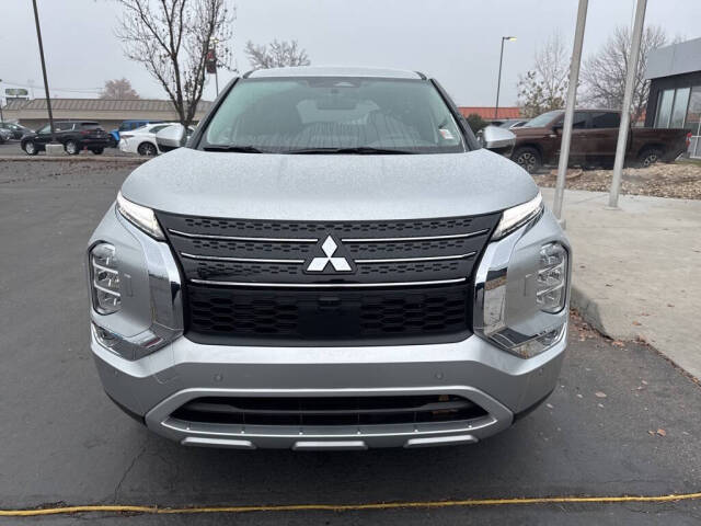 2024 Mitsubishi Outlander for sale at Axio Auto Boise in Boise, ID