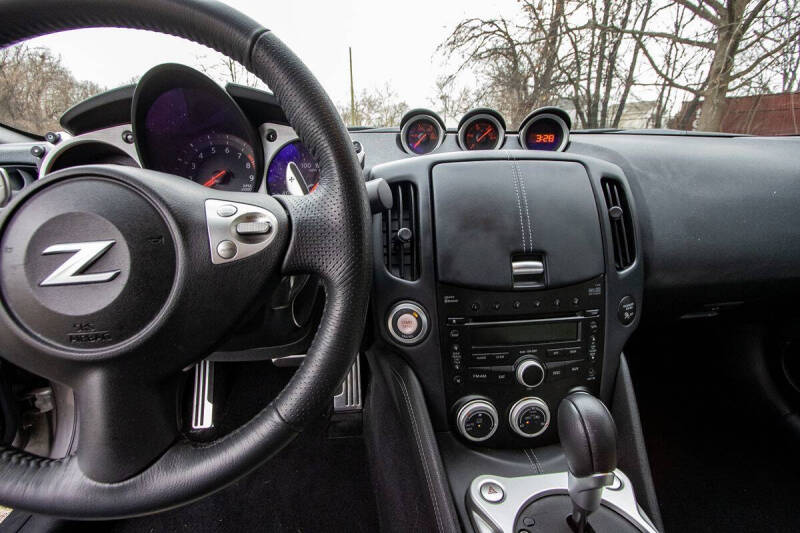 2009 Nissan 370Z Touring