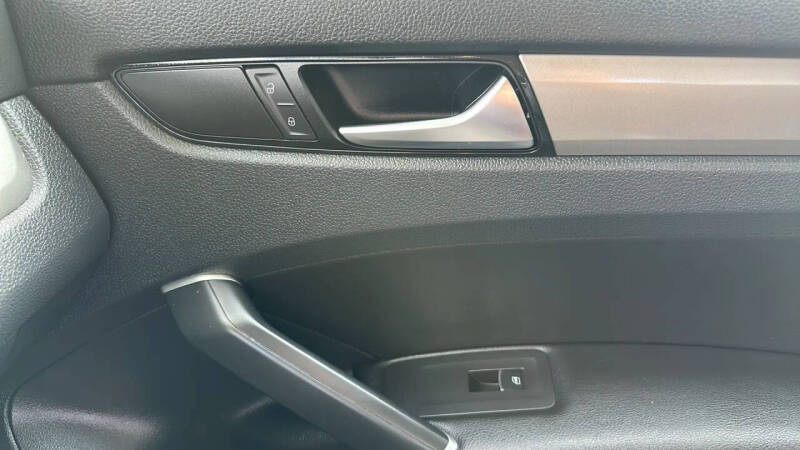 2022 Volkswagen Passat SE