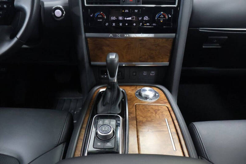 2024 Nissan Armada SL