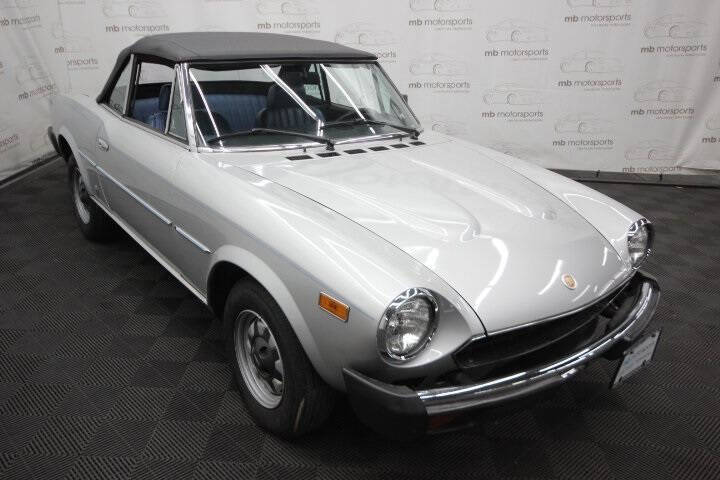 1980 FIAT 124 Spider