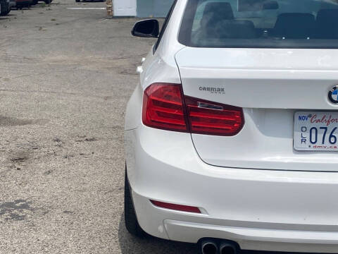 2013 BMW 3 Series 328i