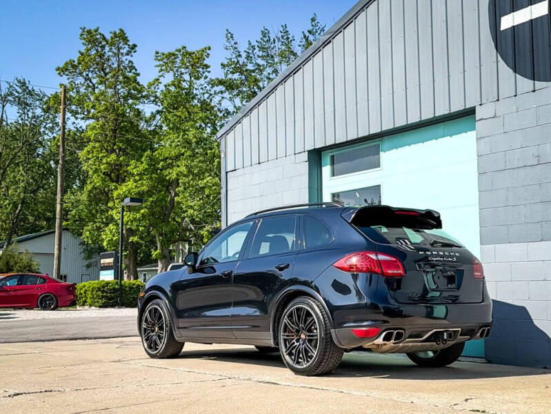 2014 Porsche Cayenne Turbo