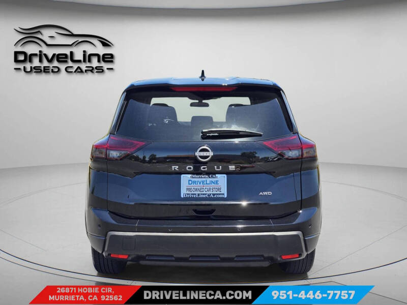 2025 Nissan Rogue SV