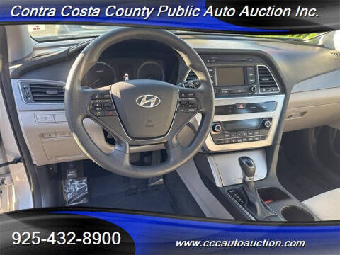 2016 Hyundai Sonata Hybrid SE