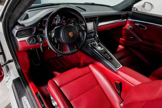 2016 Porsche 911 Carrera 4S