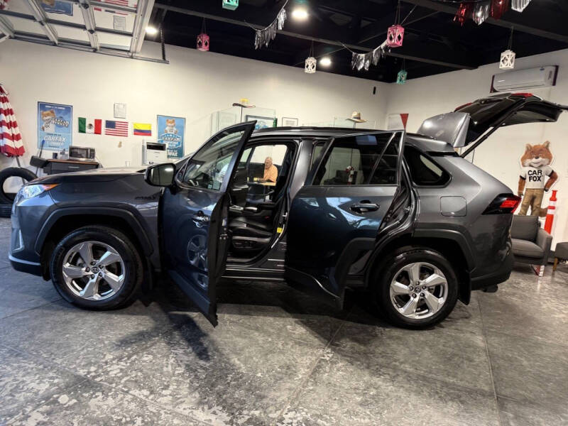 2021 Toyota RAV4 Hybrid XLE Premium