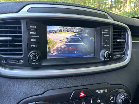 2020 Kia Sorento LX V6