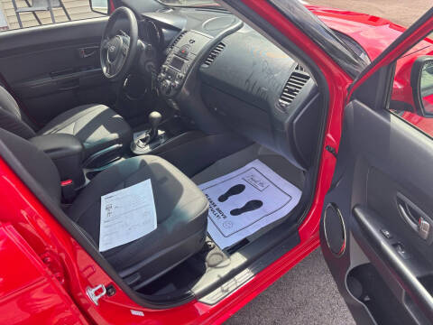 2011 Kia Soul +