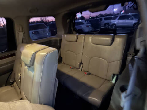 2008 Nissan Pathfinder LE V8