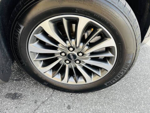 2022 Lincoln Nautilus Standard