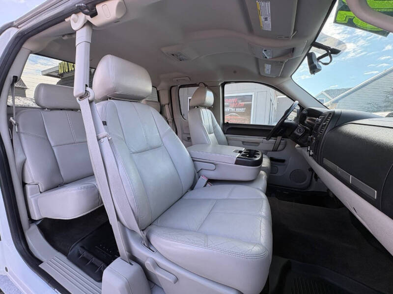 2011 Chevrolet Silverado 1500 LT