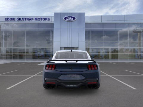2026 Ford Mustang Dark Horse