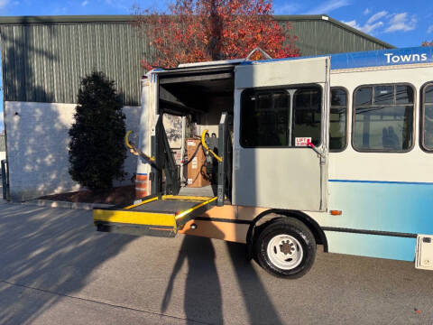 2015 Ford E-Series E-450 SD