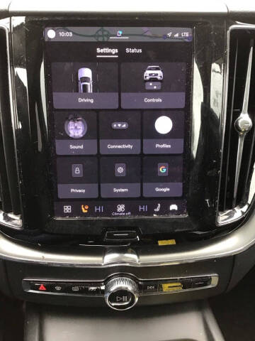 2023 Volvo XC60 B5 Core