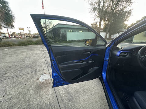 2021 Toyota C-HR XLE