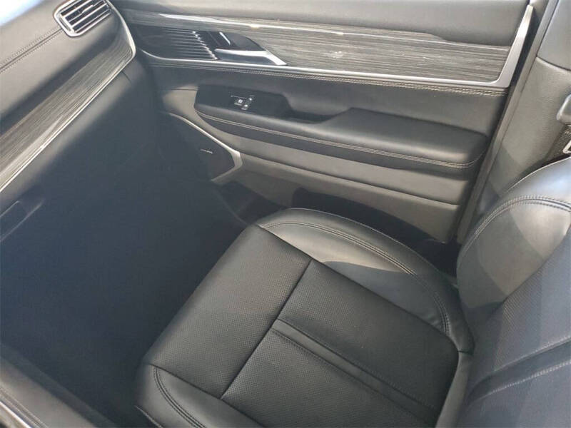 2022 Jeep Wagoneer Series II