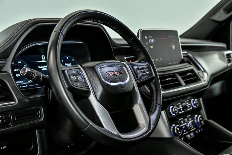 2023 GMC Yukon XL SLT