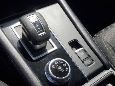 2023 Mitsubishi Outlander ES