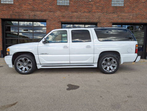 2003 GMC Yukon XL Denali