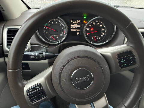 2011 Jeep Grand Cherokee Laredo