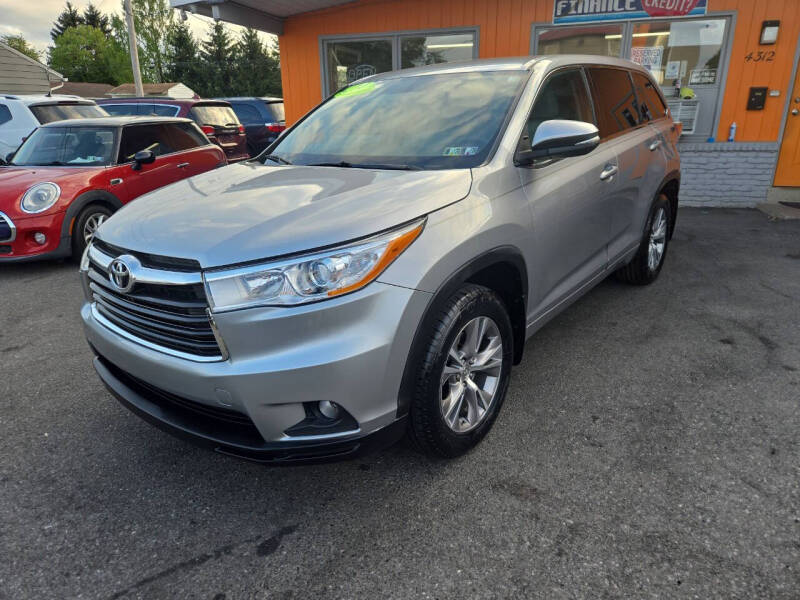 2014 Toyota Highlander LE