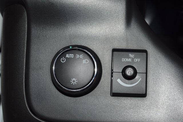 2025 Chevrolet Express 2500