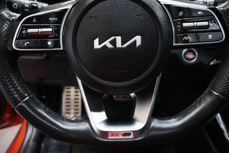 2022 Kia Forte GT Line