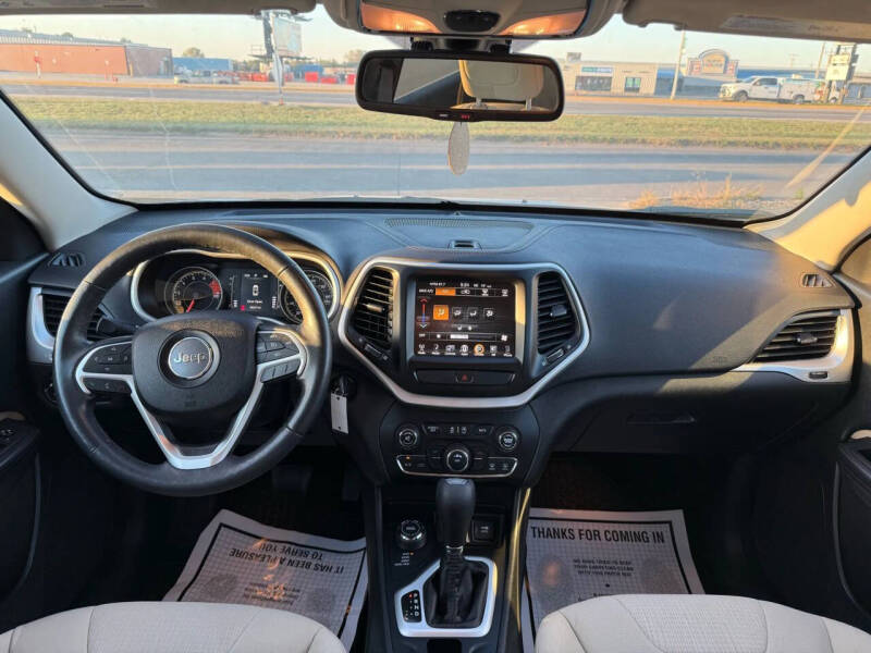 2016 Jeep Cherokee
