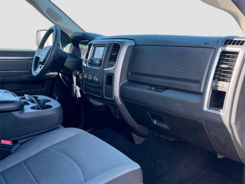 2022 RAM 1500 Classic SLT