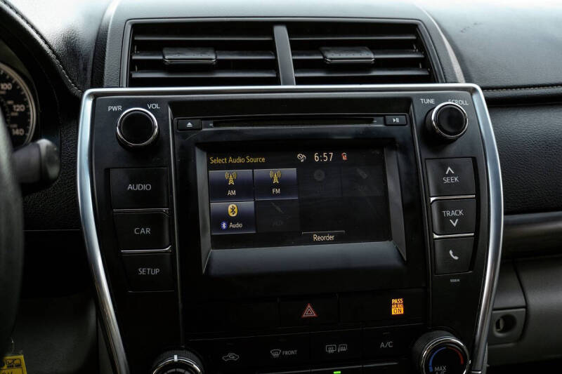 2016 Toyota Camry LE