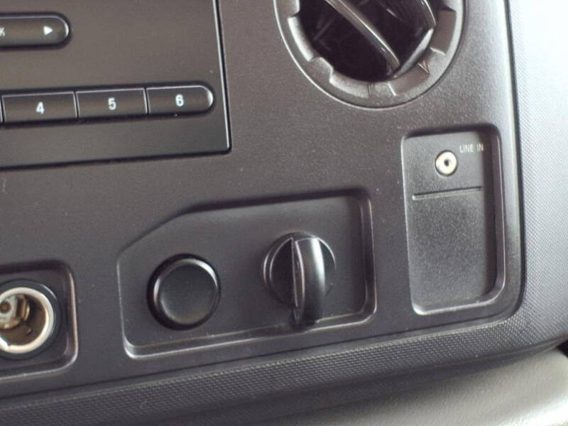 2012 Ford E-Series E-450 SD