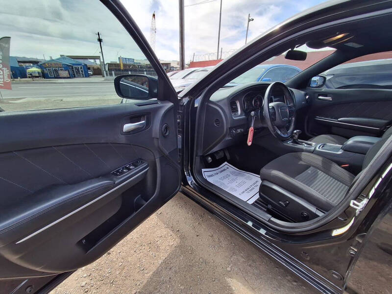 2019 Dodge Charger SXT