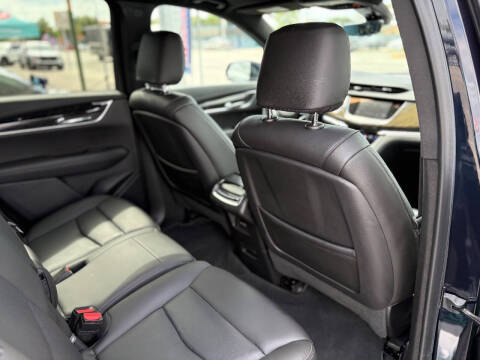 2022 Cadillac XT6 Premium Luxury